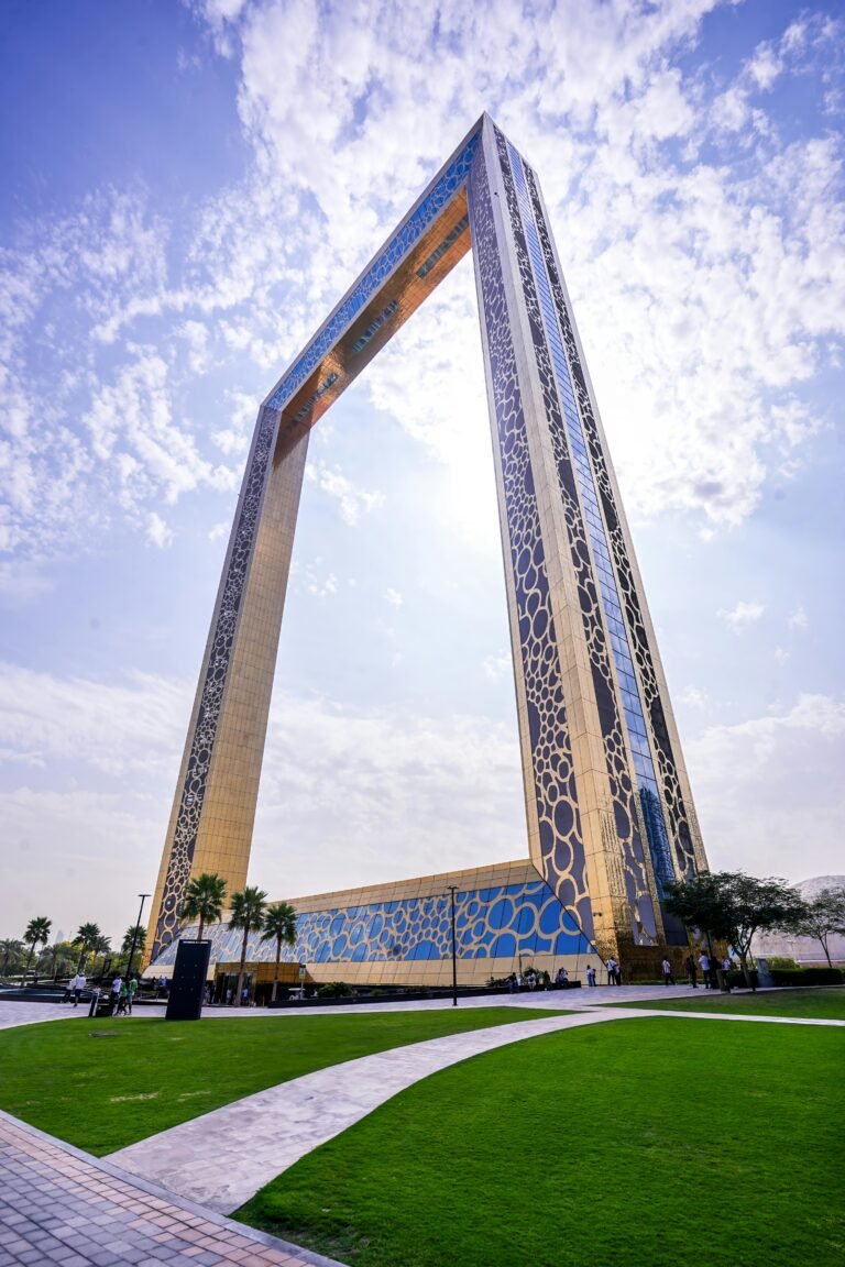 the world’s largest picture frame: the dubai frame | everything you need to know