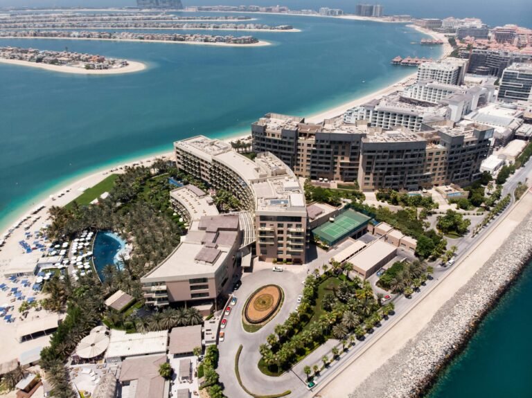 Luxury Living in Dubai: Unveiling the Most Exclusive Residential Gems for Expats